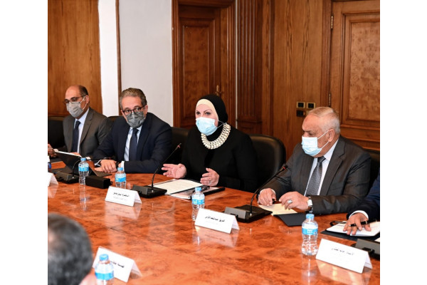 The participation of the Chairman  of the Arab Industrialization in a meeting to discuss preparations for Egypt's participation in the Petersburg Economic Forum