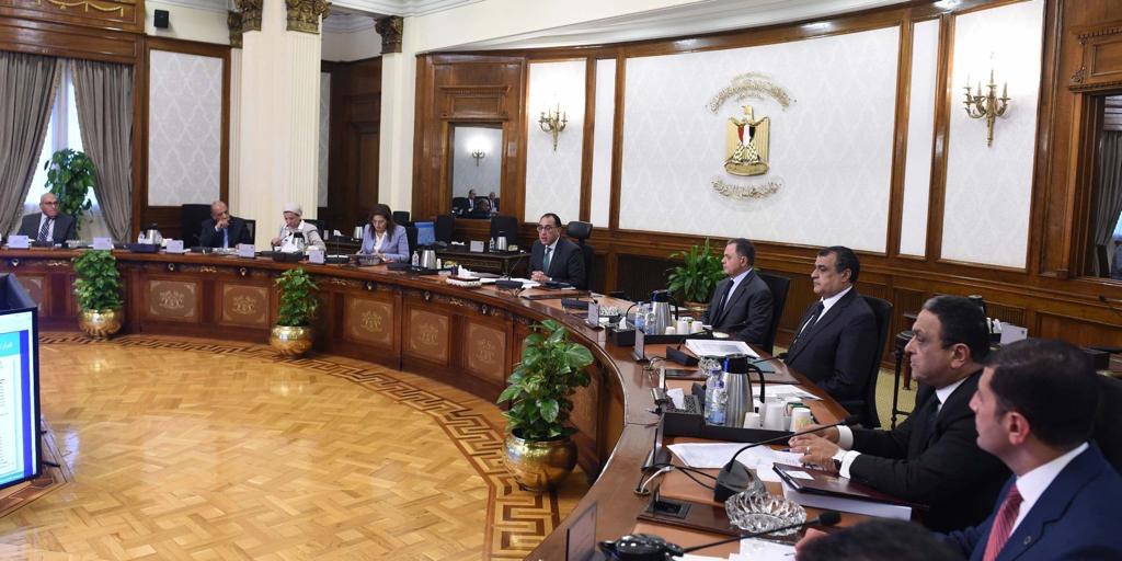 The Chairman  of the Arab Organization for Industrialization participates in the first meeting of the "Supreme Committee for the Automotive Industry"
