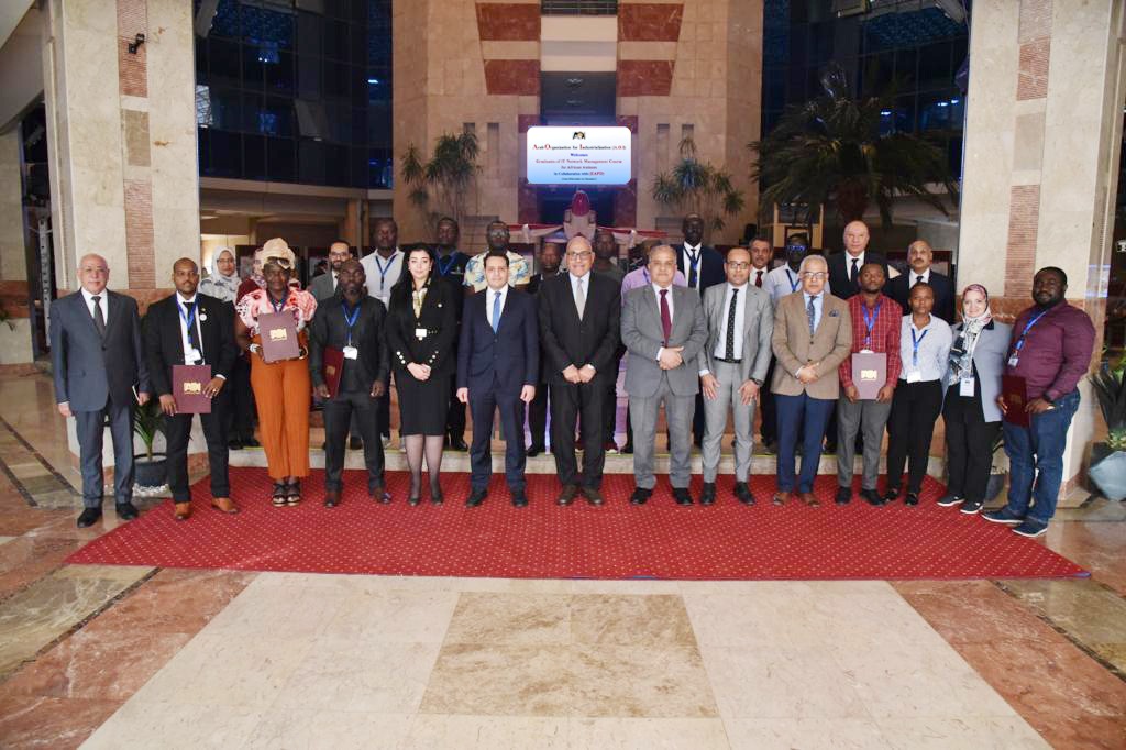 The Chairman  of the Arab Organization for Industrialization witnesses the graduation ceremony of the training  program For trainees from African countries
