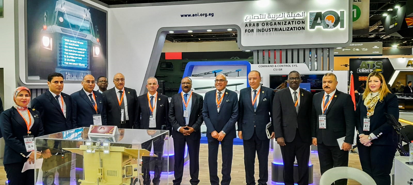 The head of the Sudanese defense industries system inspects the exhibition of the Arab Organization for Industrialization at IDEX Abu Dhabi 2023