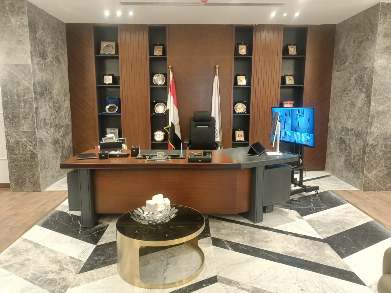 Luxury Desk 
