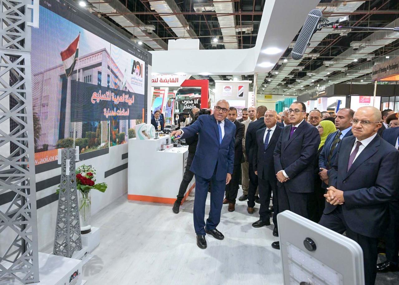 The Prime Minister Praises the Distinguished Participation of the AOI In the opening of the Third International Industry Forum and Exhibition