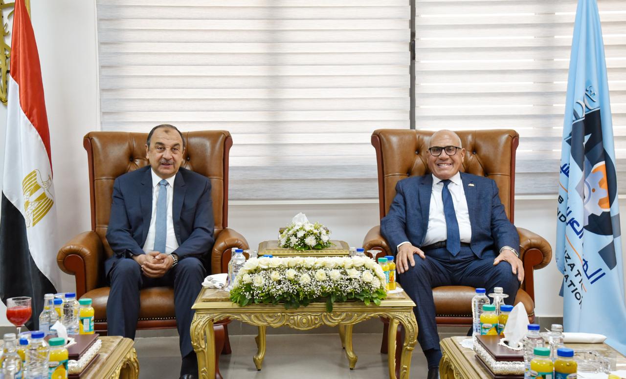 رئيس الهيئة العربية للتصنيع ووزير قطاع الأعمال ونائب وزير الإسكان يؤكدون أهمية الإستفادة من القدرات التصنيعية الوطنية لتصنيع قطع الغيار بتقنيات الطباعة ثلاثية الأبعاد