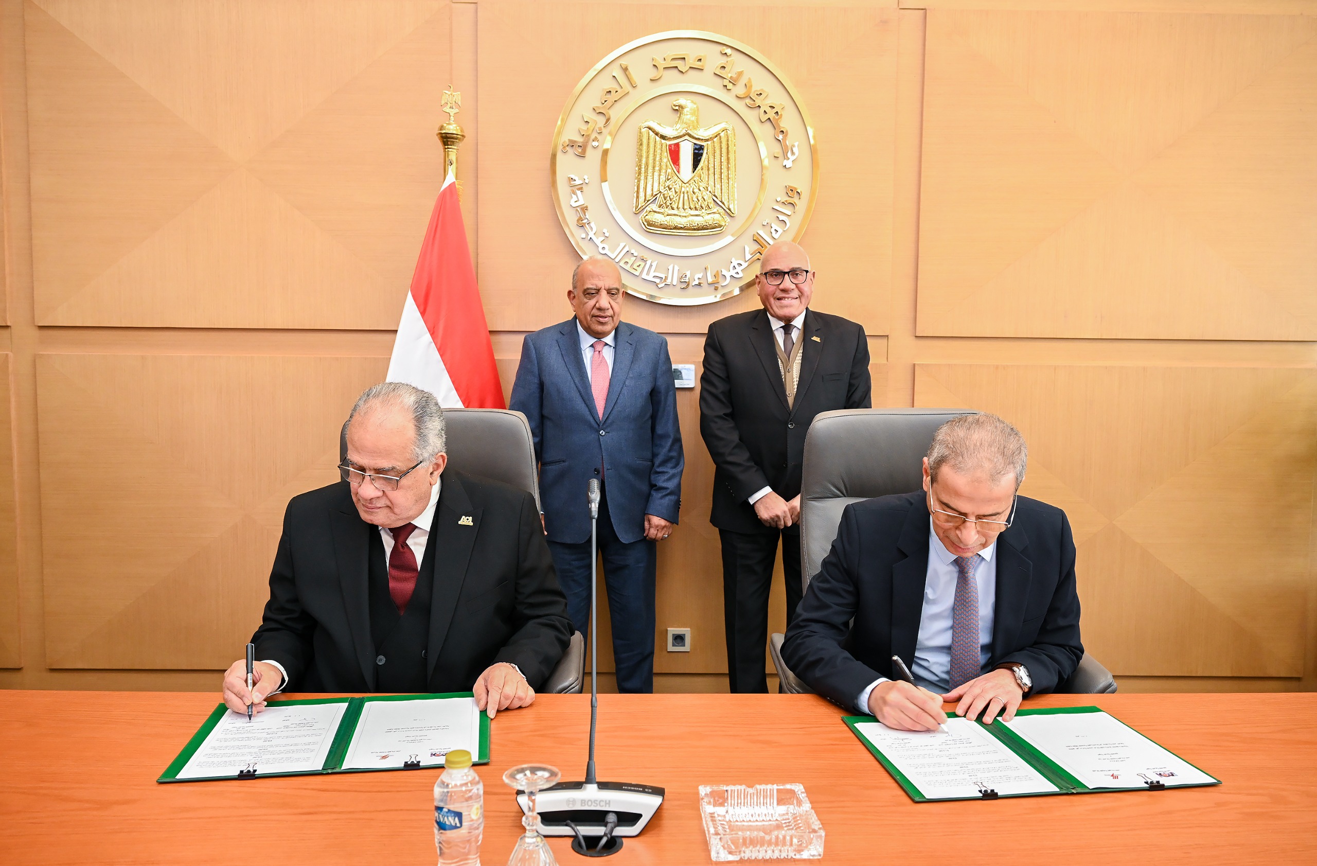 توقيع بروتوكول تعاون بين الهيئة العربية للتصنيع  والشركة القابضة لكهرباء مصر  لتأسيس شركة متخصصة في أعمال التشغيل والصيانة لأنظمة الطاقة الشمسية