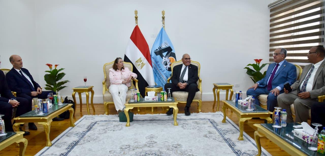 بمناسبة الإحتفال بثورة 30 يونيو : رئيس الهيئة العربية للتصنيع يؤكد على  أهمية زيادة وتعظيم نسب التصنيع المحلي وتوطين التكنولوجيا