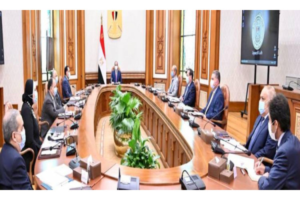 Al-Sisi directs the government to accelerate steps to localize the auto industry using new energy